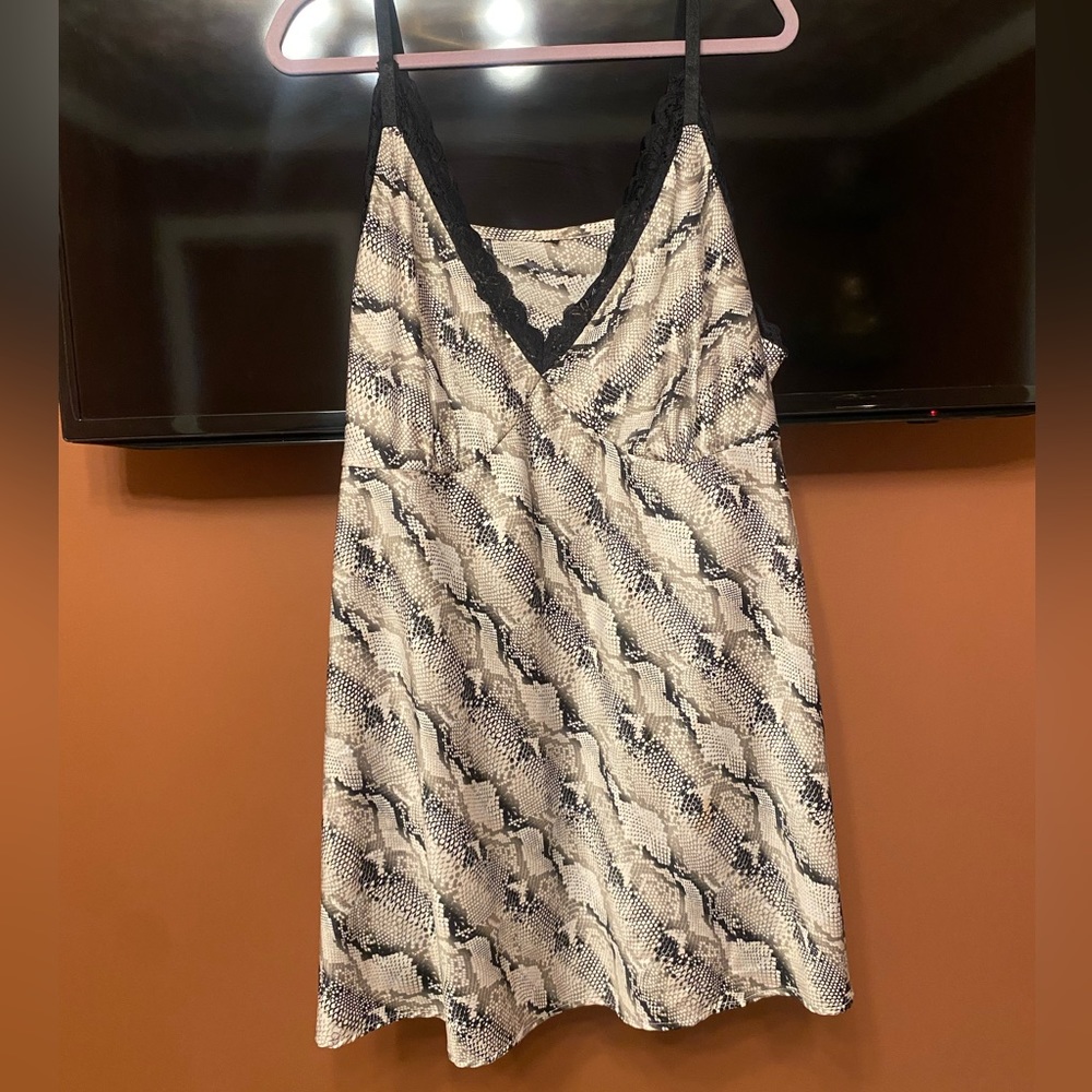 Torrid 4x snakeskin print silk babydoll sleep dress lingerie NEVER WORN!